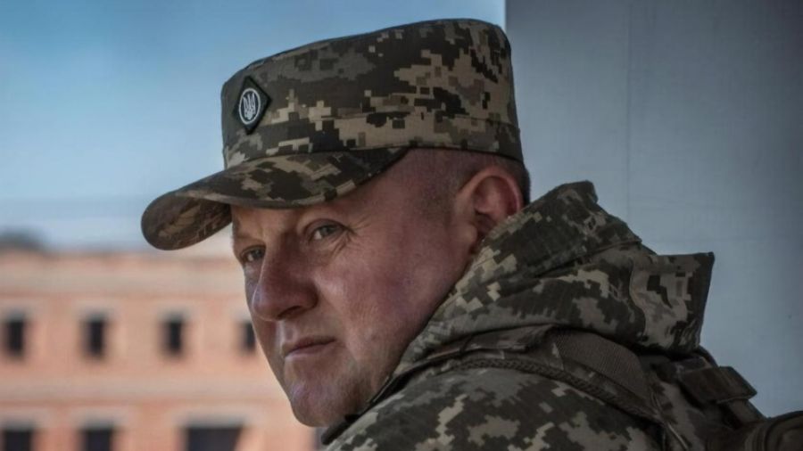 Главком ВСУ Залужный гордо заявил, что уволенный им генерал покончил с собой