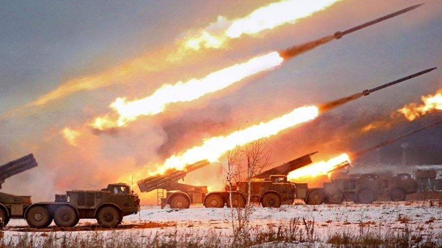 ВС РФ в составе 100 омсбр ДНР и 50 смп продвигаются в Марьинке и контролируют 80% города