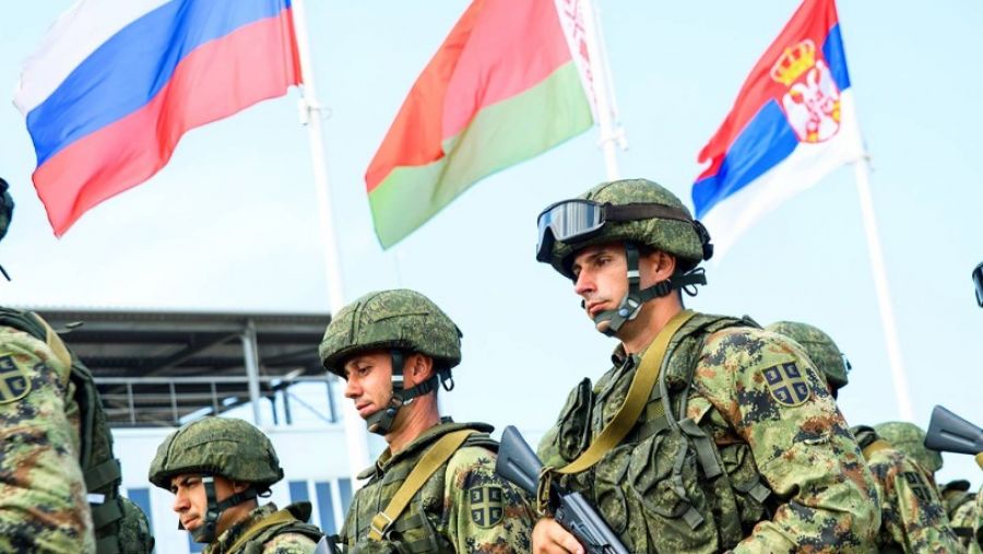 RusVesna: Минск закрыл приграничную с Украиной зону, военные РФ и Белоруссии проводят боевое слаживание