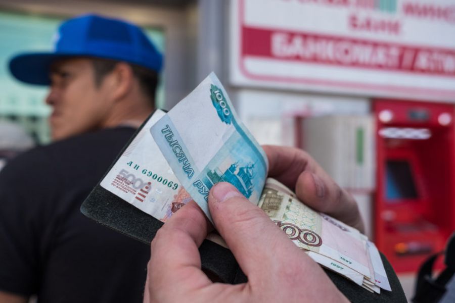 Переводы денежных средств из России в СНГ текущим летом установили рекорд с 2015 года
