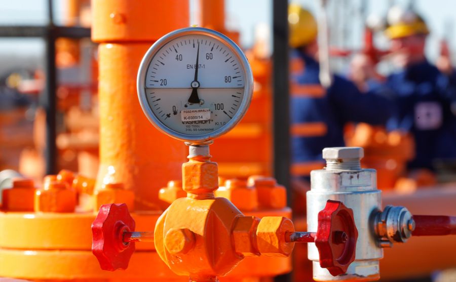 Цены фьючерсов на газ в Европе выросли на 8% до 1450 долларов за тысячу кубометров