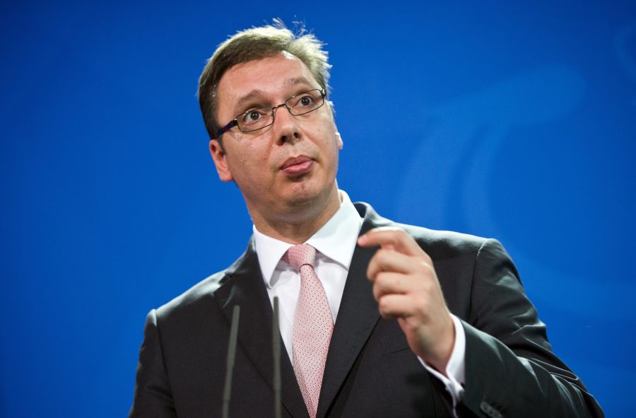 Президент Сербии надеется получить новые поставки российского газа по сниженной цене