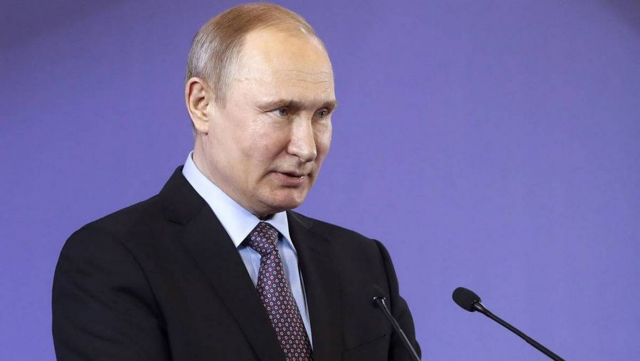 Эксперт Ахунов: президент РФ Путин контролирует экономическую ситуацию в стране