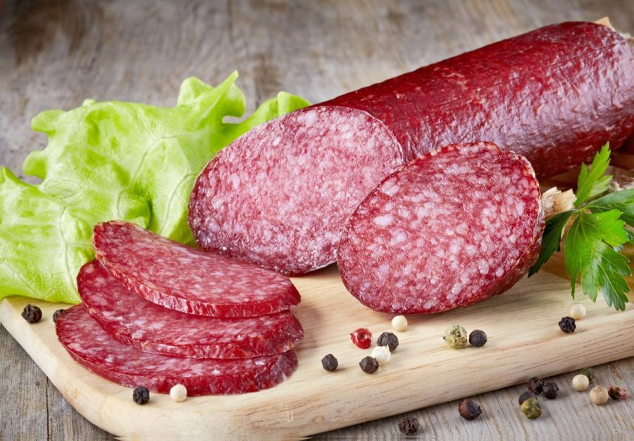 Востриков: Докторская колбаса не может стоить дешевле свинины