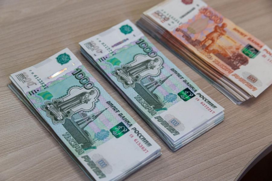 Россияне получат по 10 тысяч рублей на карту «Сбербанк» с 21 года
