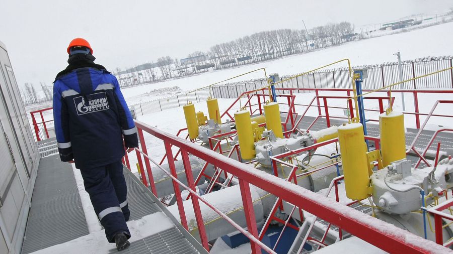 Политолог Лазарев: помочь украинской промышленности может только поставка газа из РФ