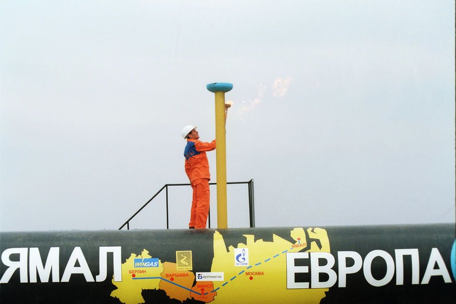 «Газпром» забронировал мощности газопровода «Ямал-Европа» для транзита газа через Польшу