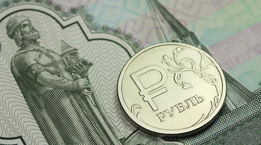 Аналитики «Сбера» сообщили об укреплении рубля на фоне инвестиций из ФНБ