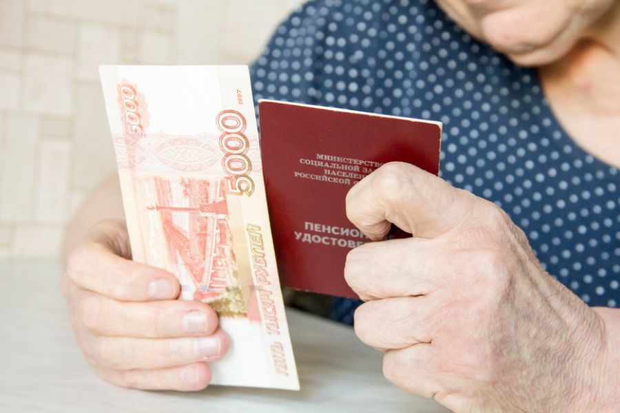 В конце марта 2022 года пенсионерам в РФ могут одобрить выплату от 5 до 10 тысяч рублей