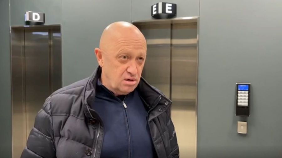 «Если ваша возьмет, забирайте Артёмовск»: Основатель «Вагнера» «вызвал» Зеленского на бой