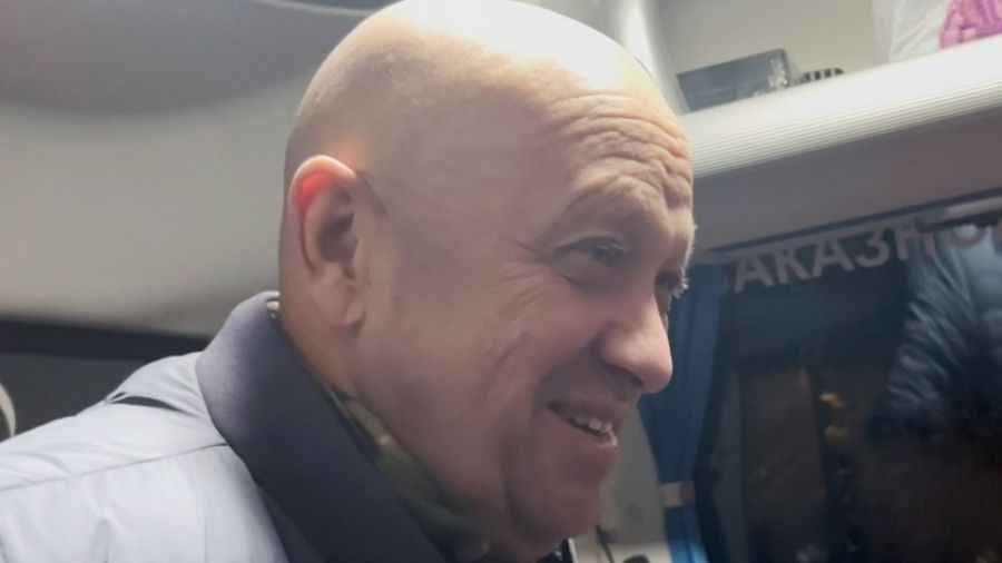 МК: Глава ЧВК "Вагнер" Пригожин предложил отобрать у Невзорова* бизнес на 700 млн рублей