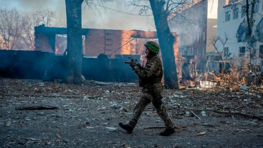 МК: В ДНР заявили об эвакуации населения из подконтрольных ВС РФ пригородов Бахмута
