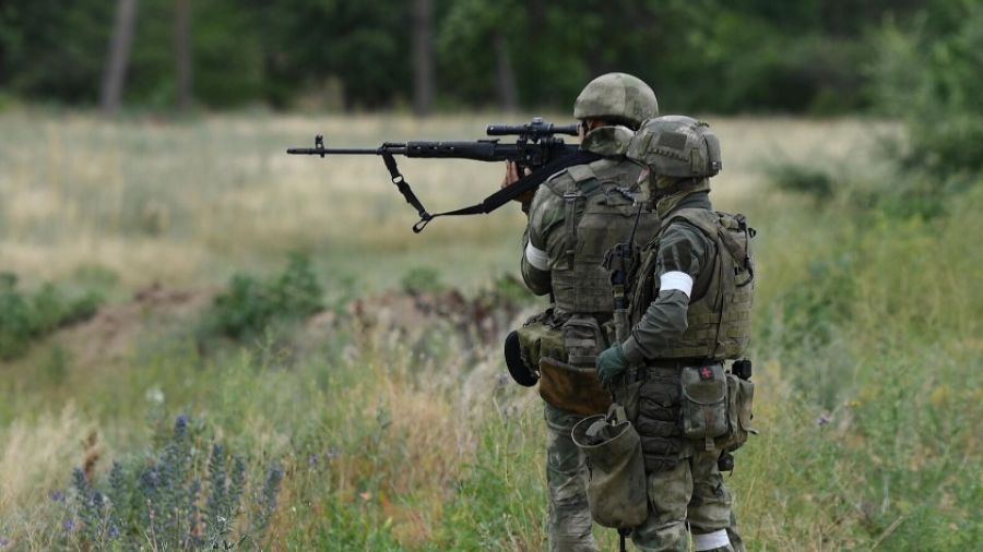 В ЯНАО посмертно наградили солдата ВС РФ Романа Эрдмана, погибшего на Украине