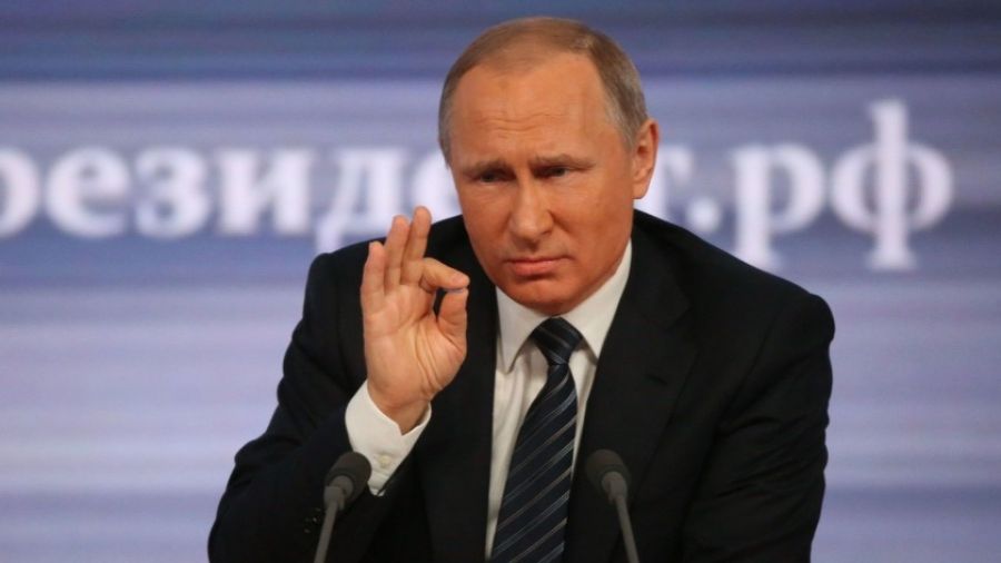 Читатели французской прессы: Когда президент России выступает с речью, весь мир встает