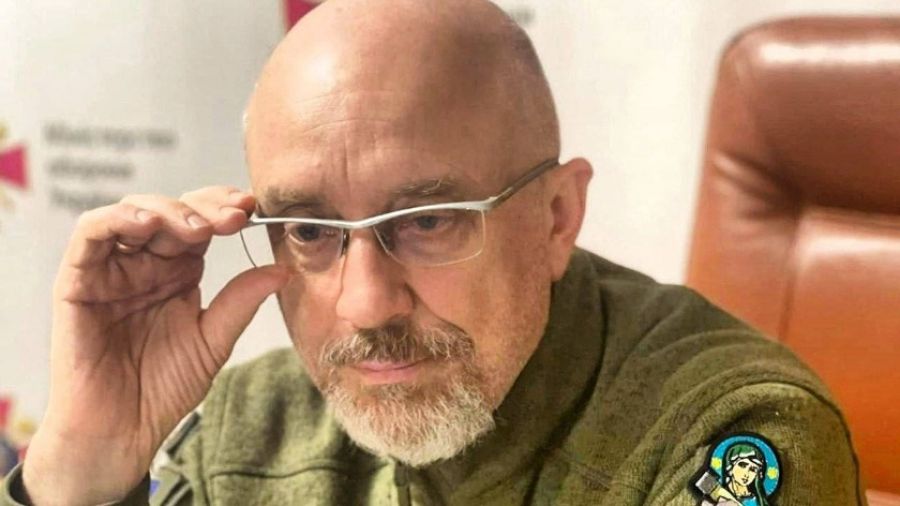 МК проинформировал, что в тылу Украины баталии жарче: Резникова валят, Залужный не сдается