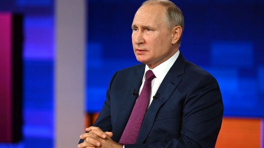 Путин наградил орденом Мужества раненую в Соледаре военкора Readovka 19-летнюю Елсукову