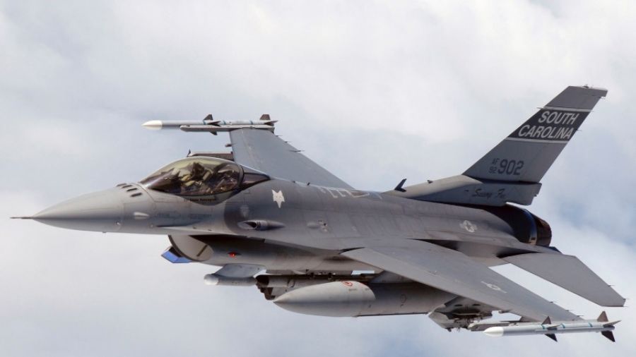 МК: Перечислены последствия поставок Украине Западом американских истребителей F-16 для РФ