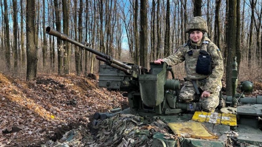 ProNews: ВС Украины разрисовали бронетехнику нацистскими крестами вермахта