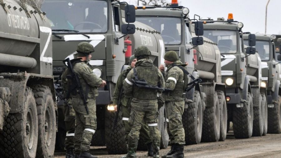 "РВ" проинформировала о стягивании огромной силы Армии России на южном направлении