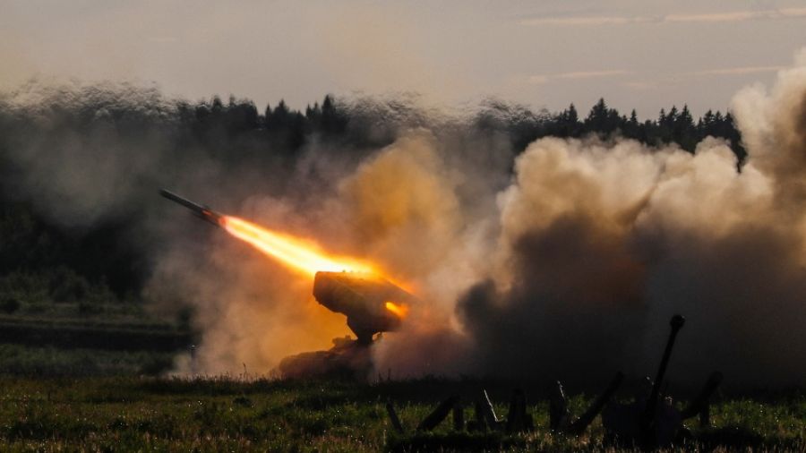 Бойцы ВС РФ взломали вторую линию обороны ВСУ, двигаясь по линии Кременная – Красный Лиман