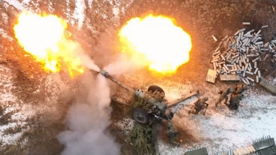 Солдаты ВС РФ обнаружили "братскую могилу" из тел боевиков ВСУ в Марьинке