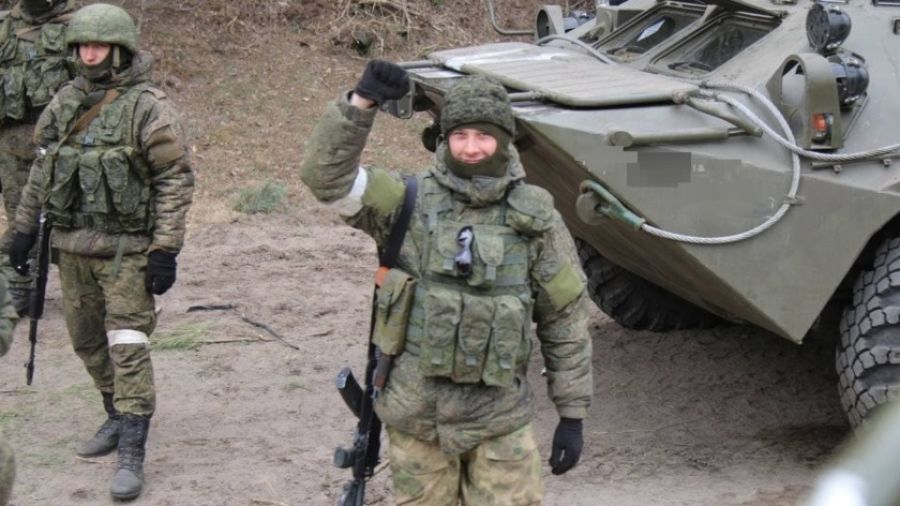 Пенсионер отправил военнослужащим из ХМАО в зону СВО боевой символ – топор