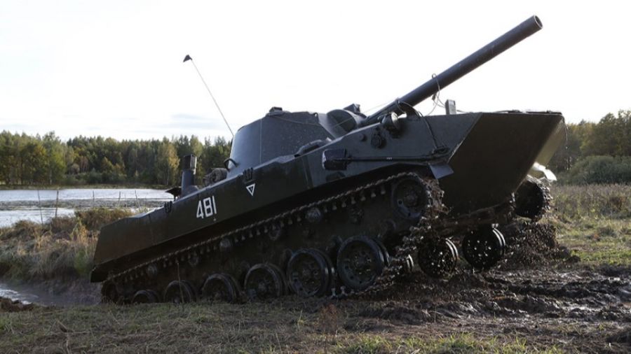 «Отважные» ВС РФ при помощи самоходки «Нона» расчищают путь войскам под Кременной