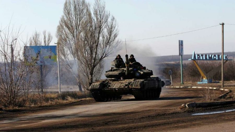 МК: Советник Пушилина Гагин сообщил об окружении Артемовска российскими военнослужащими