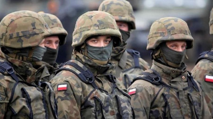Планы Польши по созданию армии в 300 тыс. человек могут сорваться из-за массовых увольнений