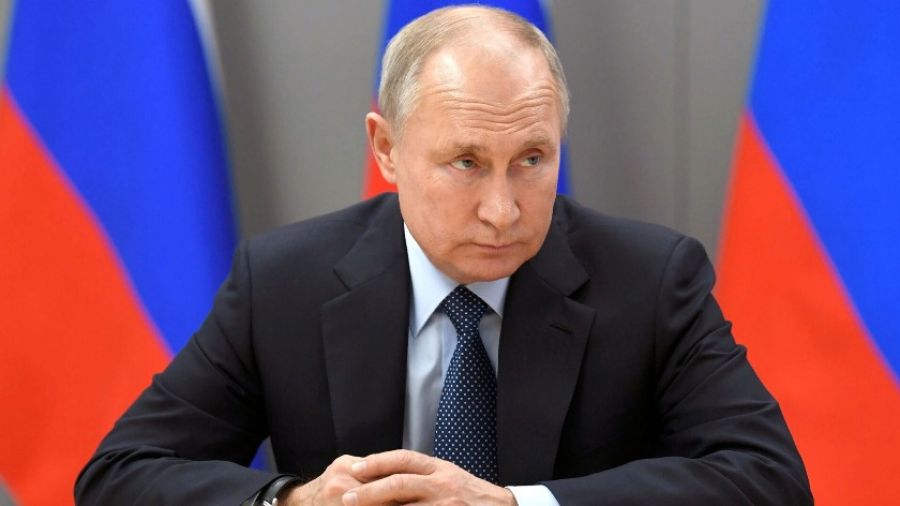 "С волками жить - по-волчьи выть": Путин высказался о ситуации в авиационной отрасли