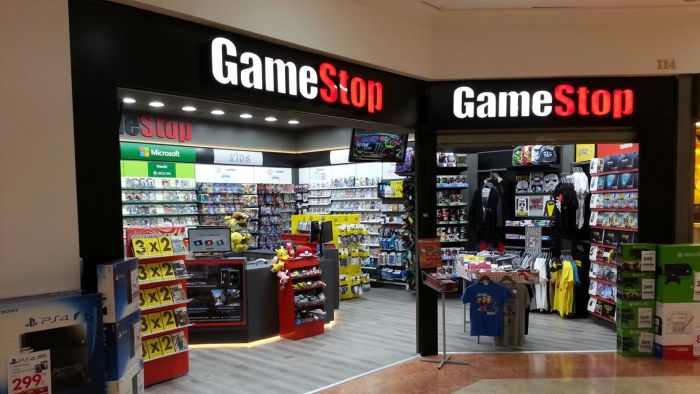 Акции GameStop снизились на 16%