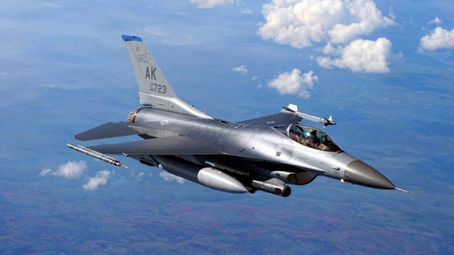 Спикер ВВС Украины Юрий Игнат призвал страны Запада поставить 200 истребителей F-16