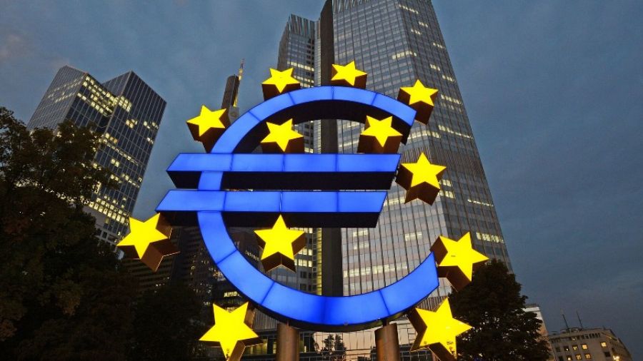 Опрос ЕЦБ: банки европейской зоны продолжат ужесточать условия кредитования