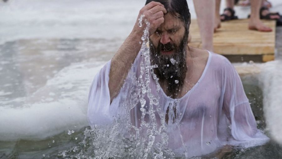 «Можете хоть утопиться»: мэр Днепра оригинально «поздравил» украинцев с Крещением