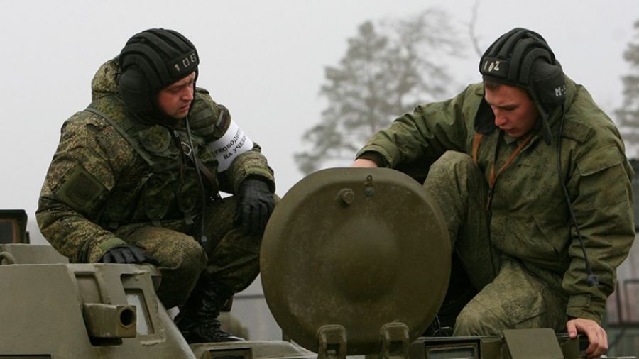 Российский танкист ЗВО проинформировал, как танки «закапывают» позиции боевиков ВСУ