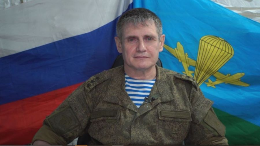 Сладков проинформировал, что командующий ВДВ РФ Теплинский выдает распоряжения по телефону