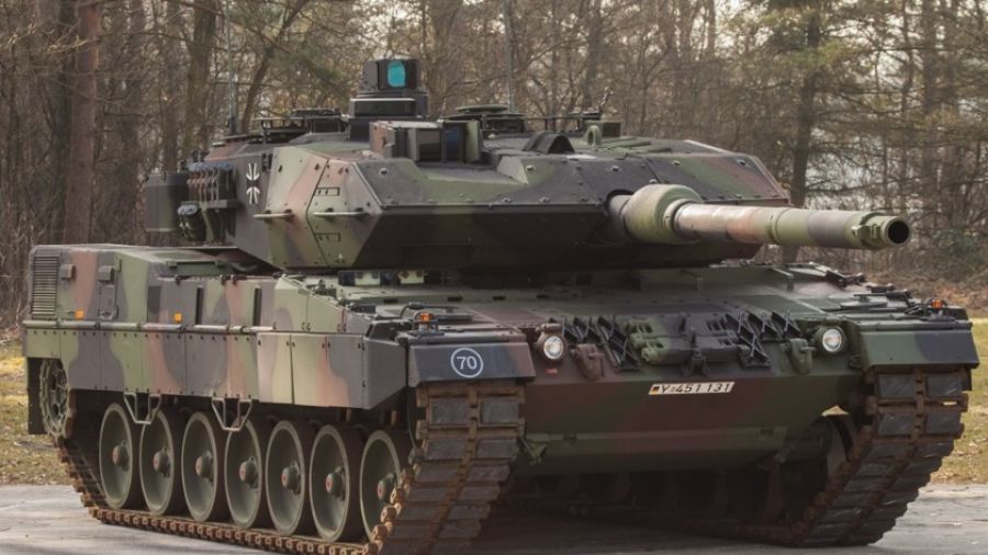 Bloomberg: Названы вероятные сроки разрешения Германией отправки танков Leopard Украине