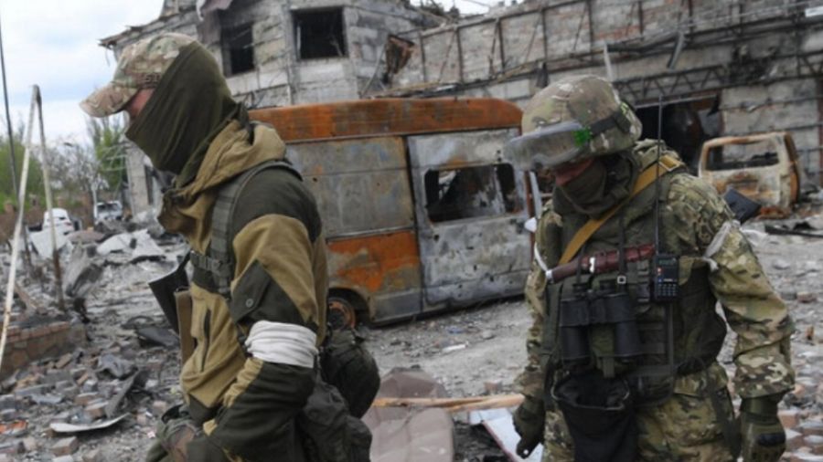 Опубликованы кадры боя псковского десанта с украинскими боевиками у линии Сватово-Кременная в ЛНР