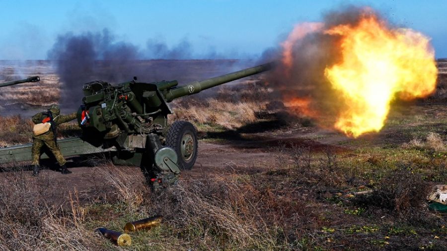 Артиллеристы батальона ЛНР «Призрак» уничтожают военных ВС Украины и технику под Спорным