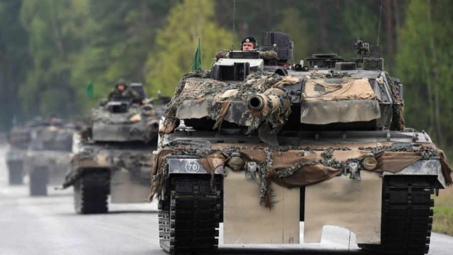 МК:Военкор Сладков объяснил, почему танки Leopard и Abrams не помогут Украине