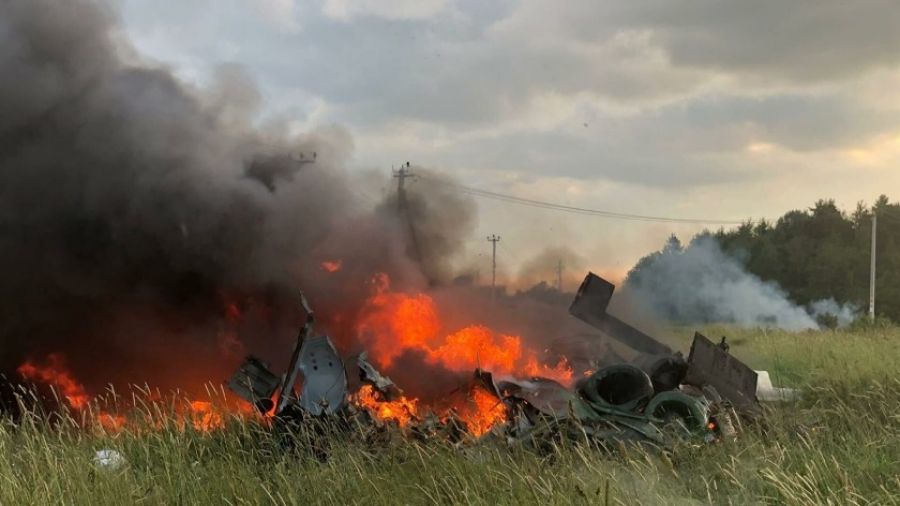 Жительница Броваров проинформировала, что вертолет уже горел, прежде чем упасть на детсад