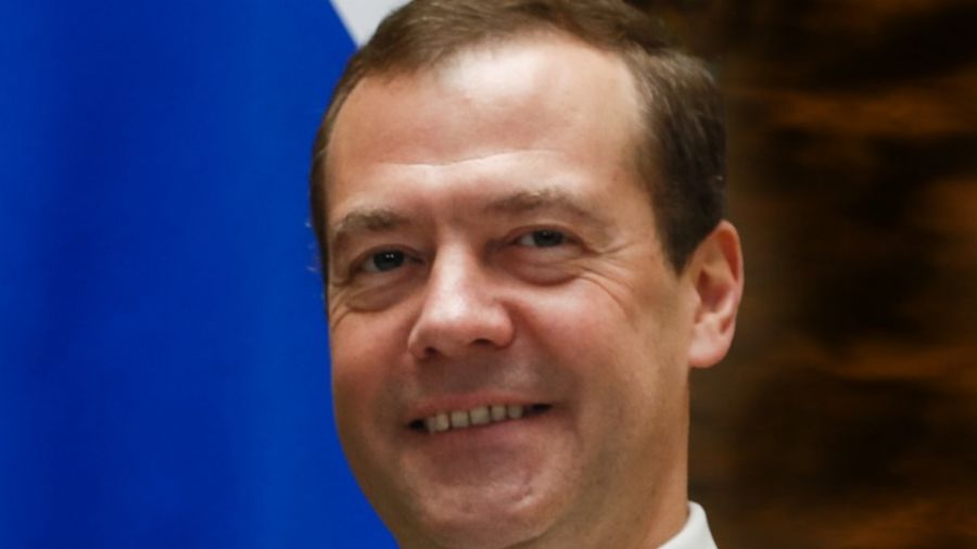 Замглавы СБ РФ Медведев написал про "чмо", булимию и подлодку в Днепре