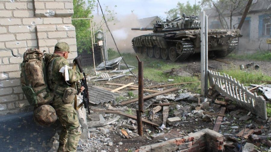 WarGonzo: Штурмовые группы ЧВК "Вагнер" взяли главную высоту в Соледаре