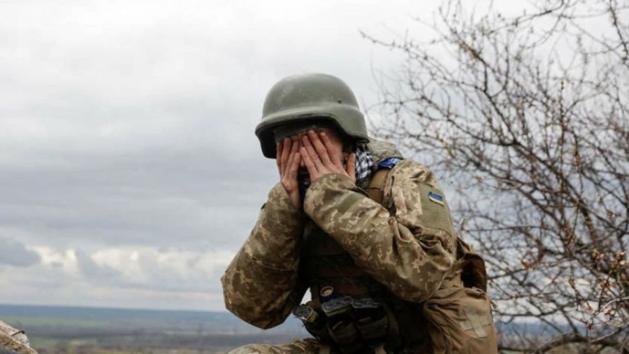 МК: украинская погранслужба опубликовала видео бойца ВСУ "под веществами" под Артемовском