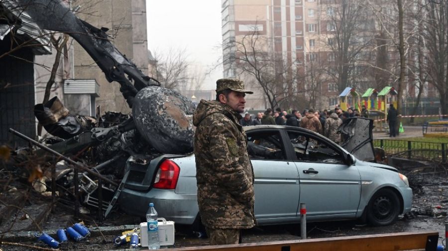 МК: Глава МВД Украины Монастырский за несколько минут до гибели под Киевом отправил СМС