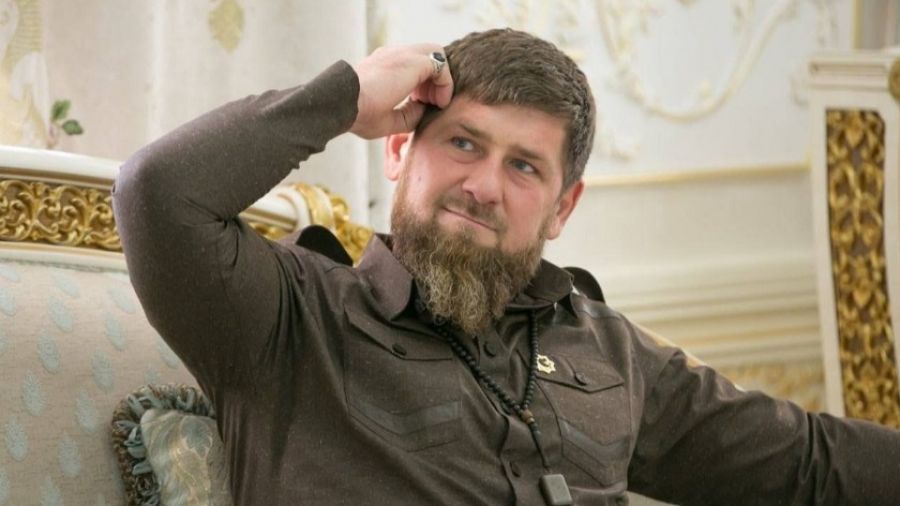 Глава Чечни Кадыров сообщилоб отправке в зону СВО новой группы чеченских добровольцев