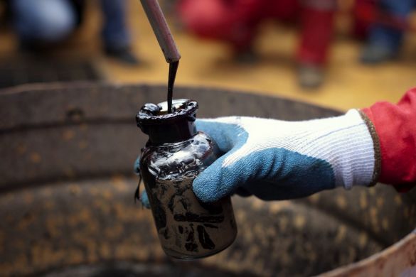 Рост цен на нефть до 88 долларов за баррель может отразиться на пенсиях россиян