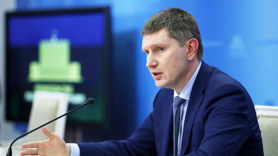 Министр Решетников считает, что высокий рост цен продлится в РФ еще несколько лет