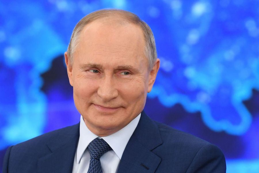 Путин обратился к правительству с поручением проиндексировать пенсии на 8,6%