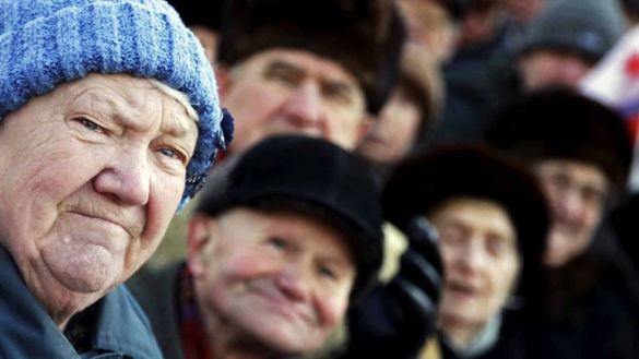 В 2022 году работающих пенсионеров в РФ ожидают сразу два неприятных сюрприза